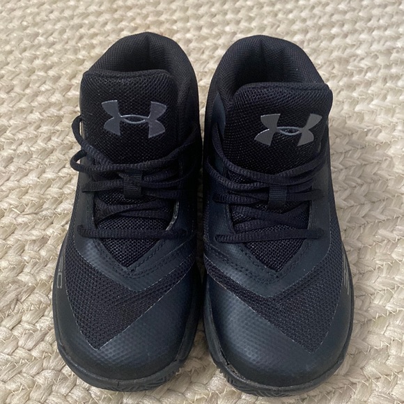 Under Armour All Black Stephen Curry Basketball Sneakers - Picture 1 of 7